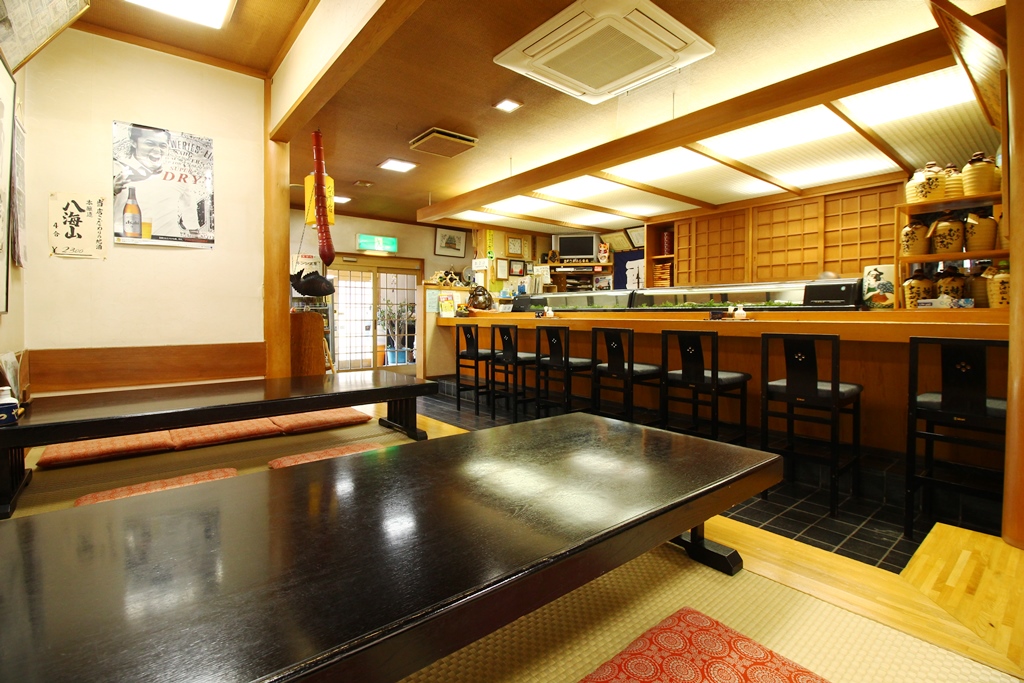 寿司割烹 よつや