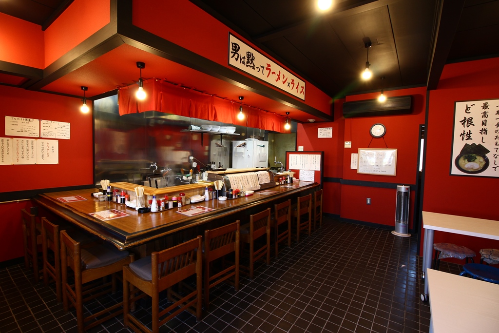 横浜家系ラーメン小山家